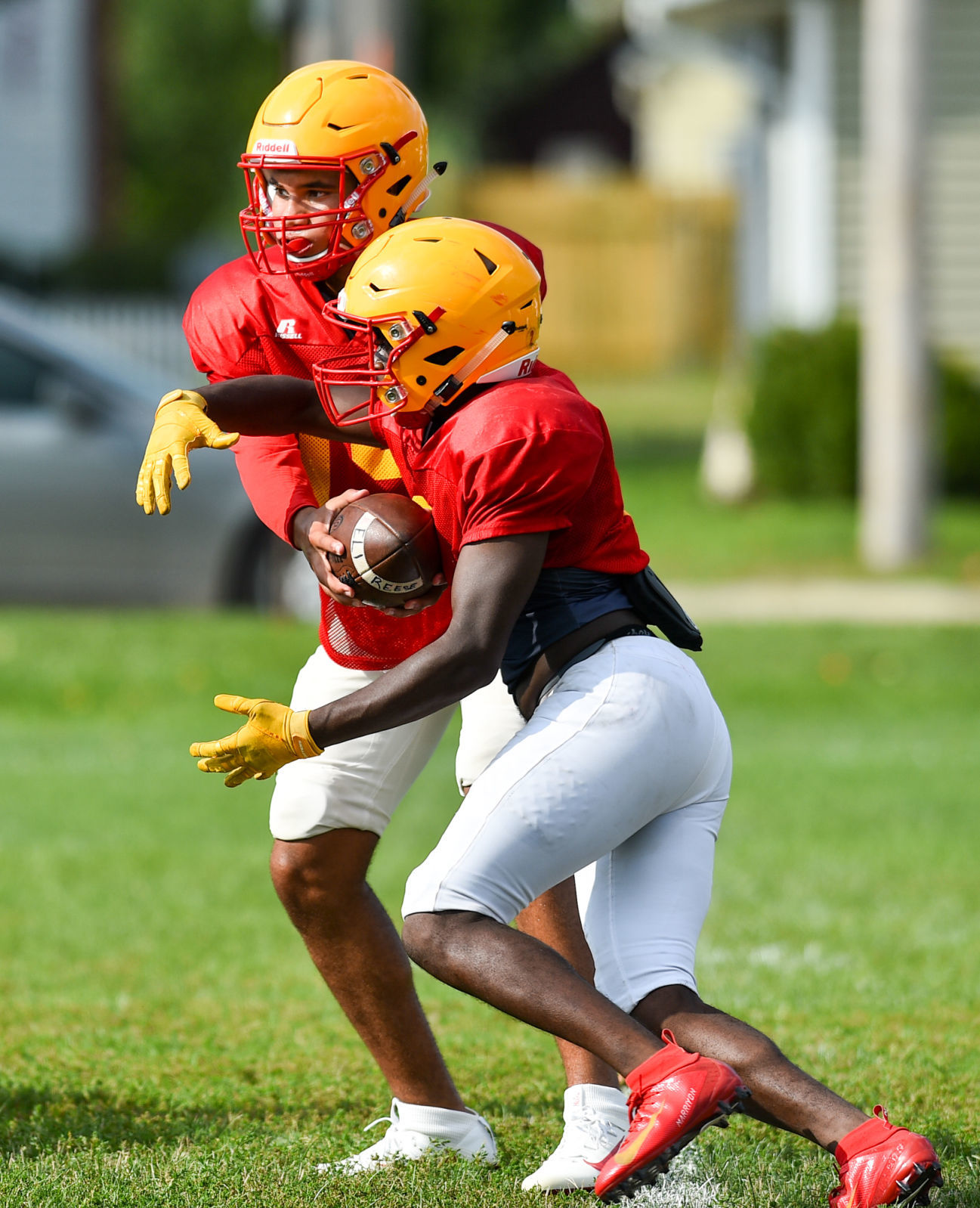 081919-mda-spt-rocky-football-032a.JPG